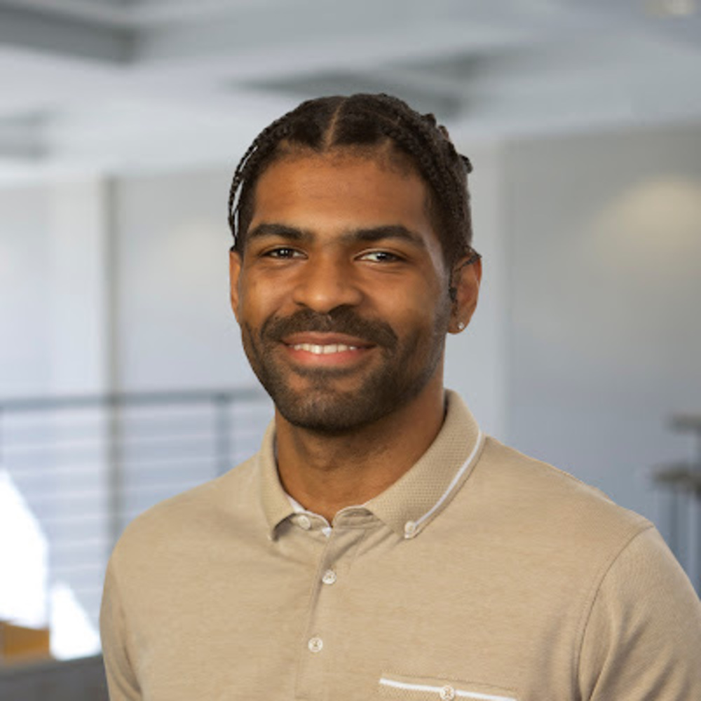 Meet your Posher, Vitor hugo